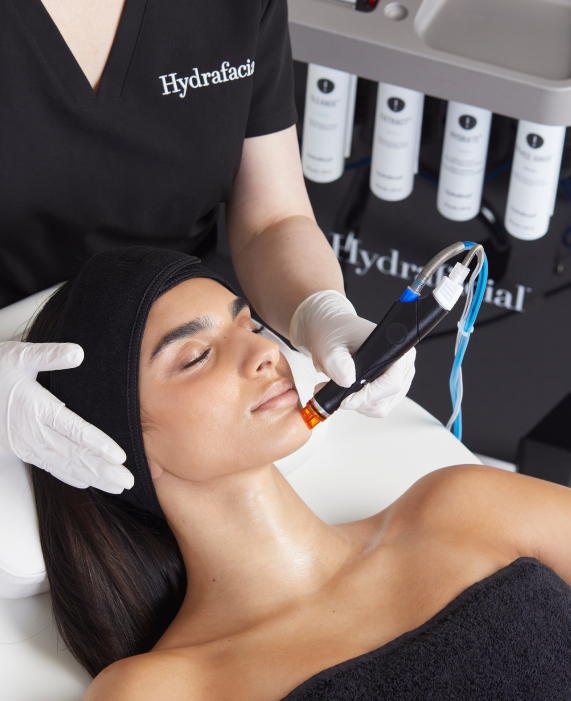 The Glass Skin Package- Hydrafacial + Vitalize Peel (Members)